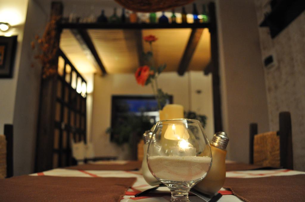 Bistro-Pension La Teleferic Sinaia Eksteriør bilde