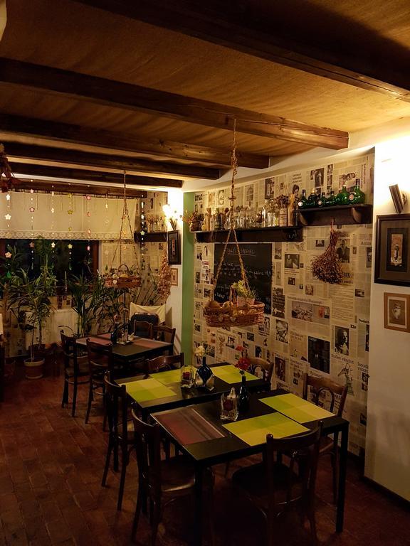 Bistro-Pension La Teleferic Sinaia Eksteriør bilde