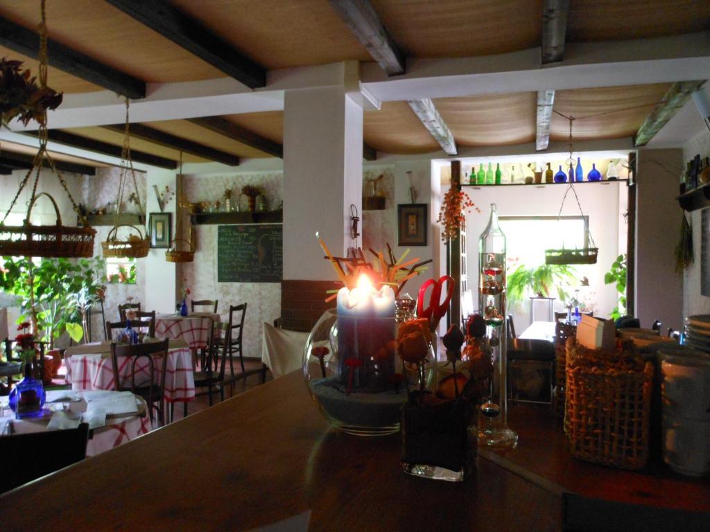 Bistro-Pension La Teleferic Sinaia Eksteriør bilde